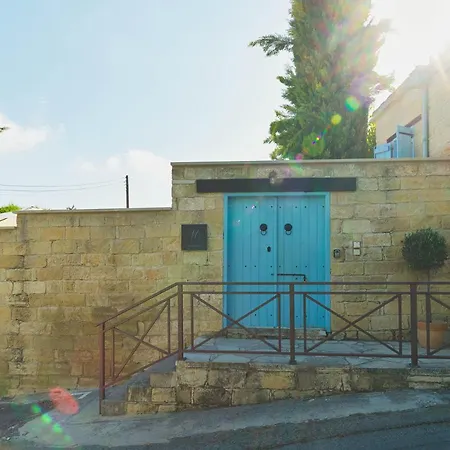Avgoustis וילה *